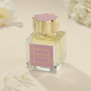 Tuberose Bloom Perfume 65ml with tuberose flower styling by Dubai Oud